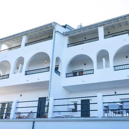 Ocean Breeze Ii Apartment *